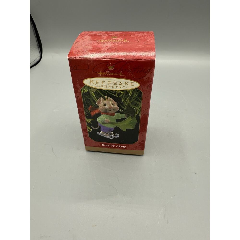 Hallmark Keepsake 1997 Breezin’ Along Ice Skating Mouse Ornament w/ Box